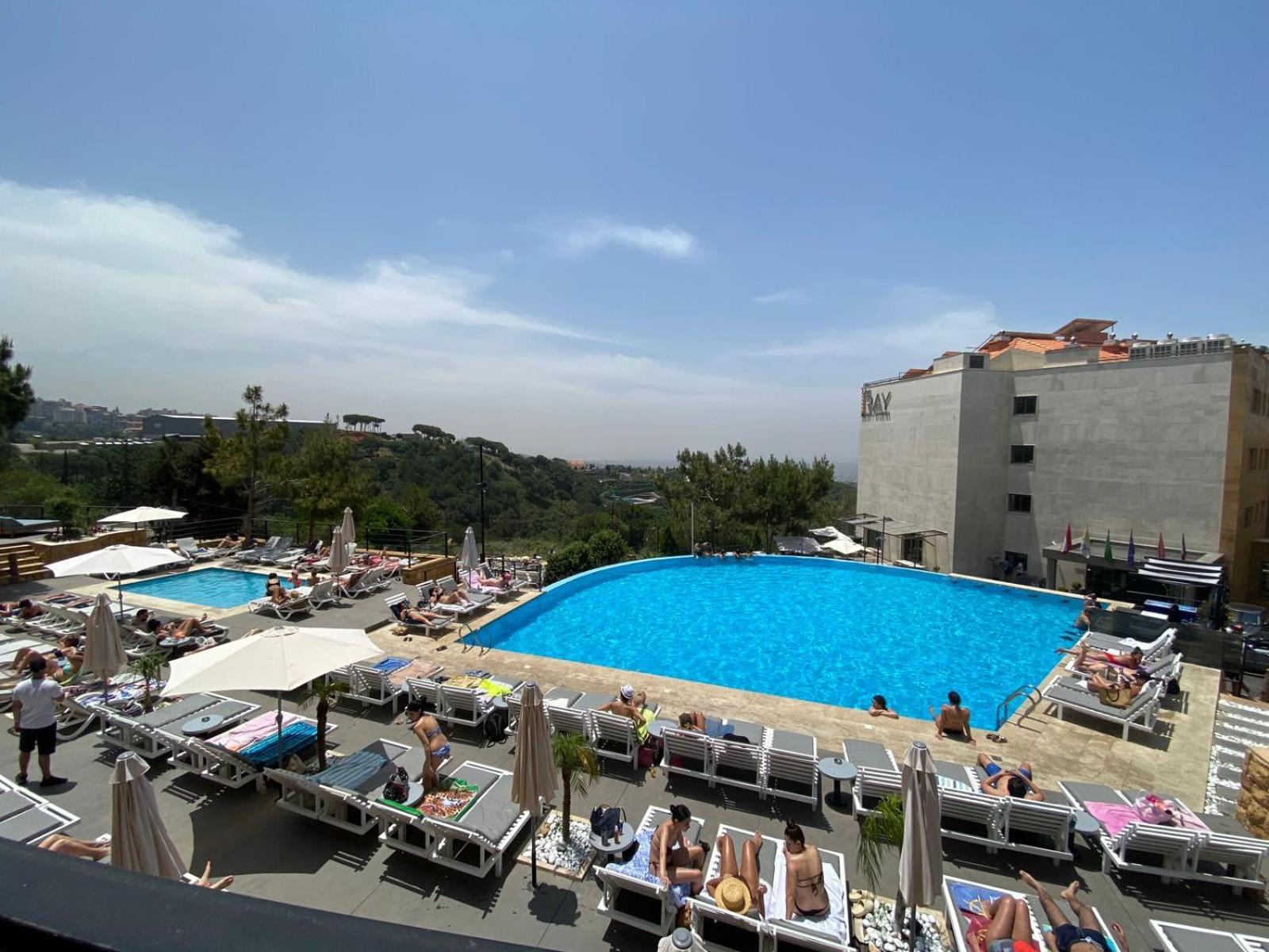 The Ray Hotel And Studios Beirut Exterior foto